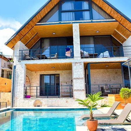 Aktug Tas Villa Demre