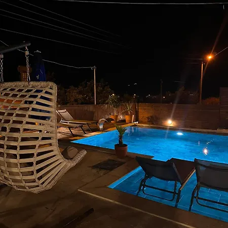 Villa Aktug Tas